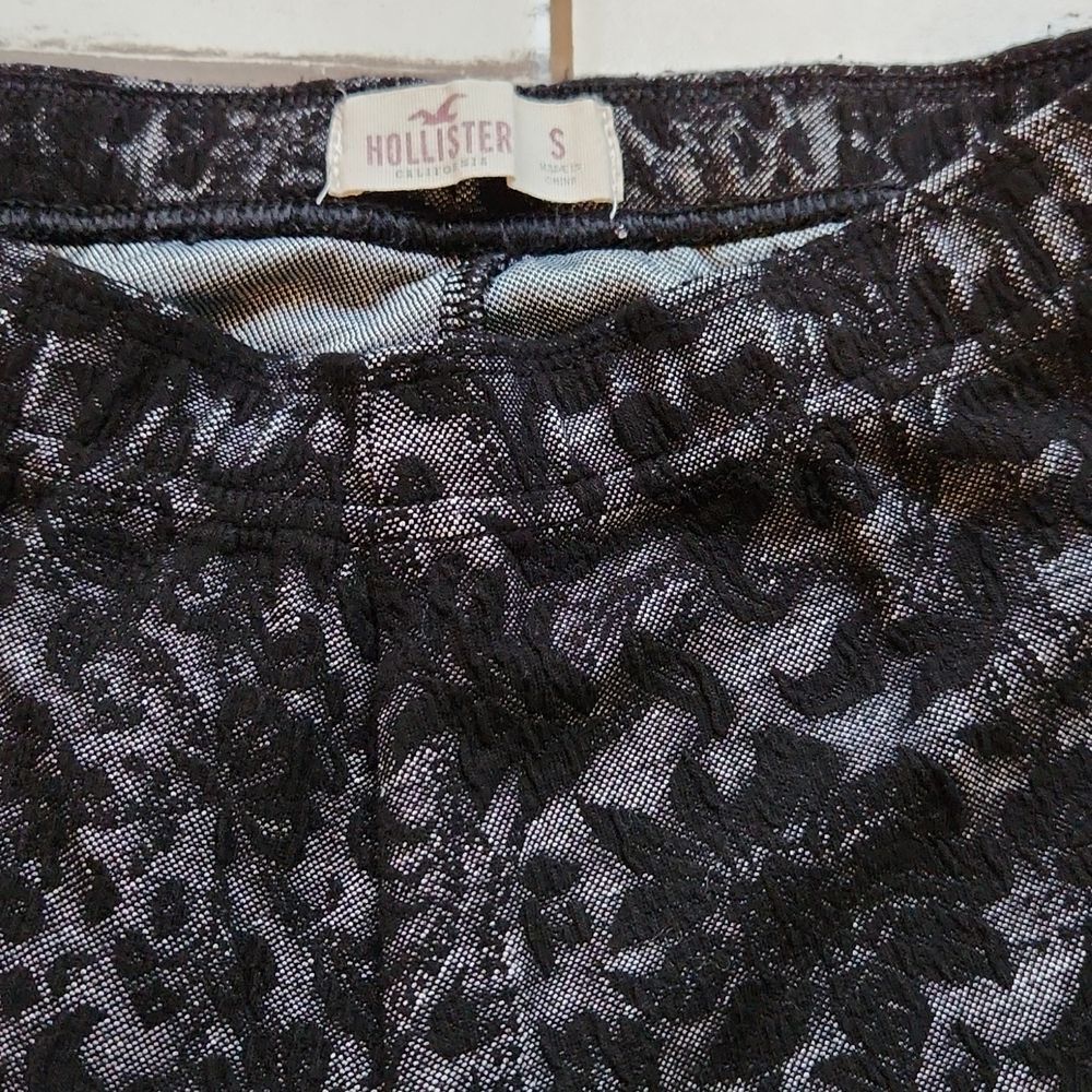 Hollister -177 floral lace leggings Small‎ - Picture 2 of 6